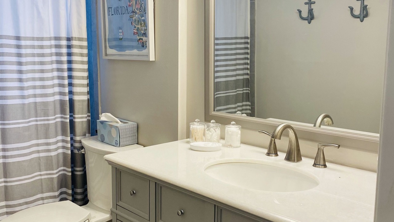 Photo of Bathroom in Isles of Capri