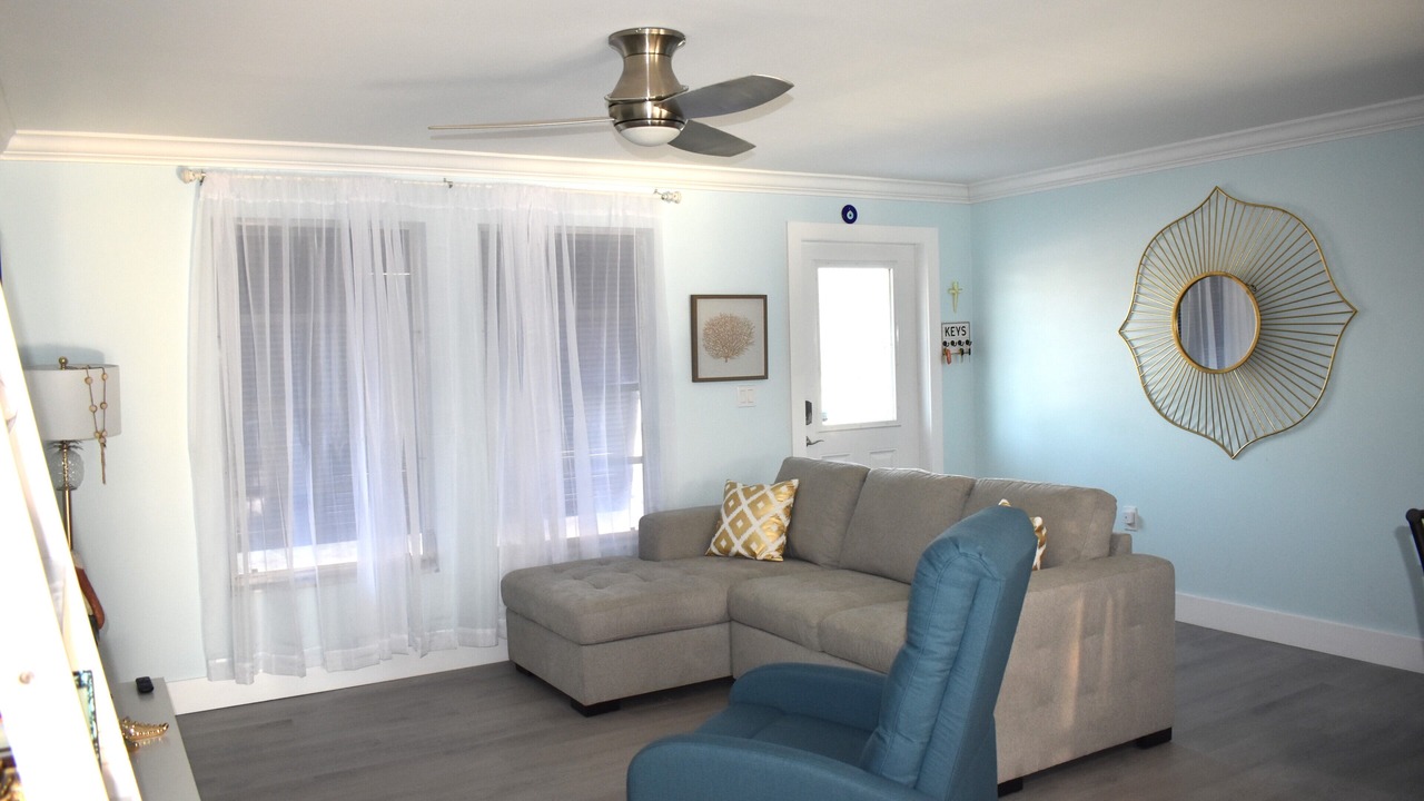 Photo of Livingroom in Isles of Capri