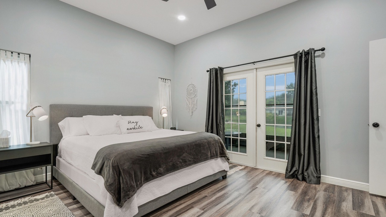 Photo of Bedroom in Country Oaks