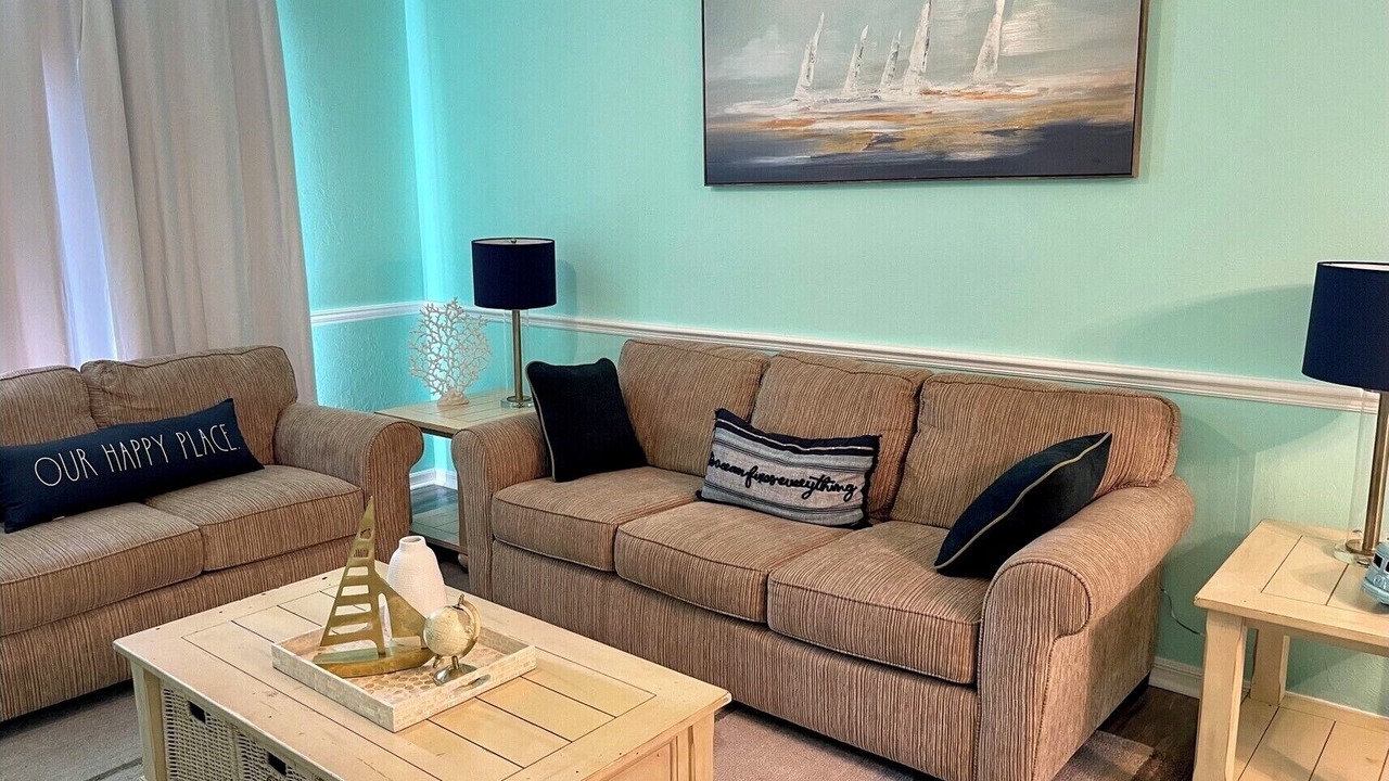 Photo of Livingroom in Stoneybrook