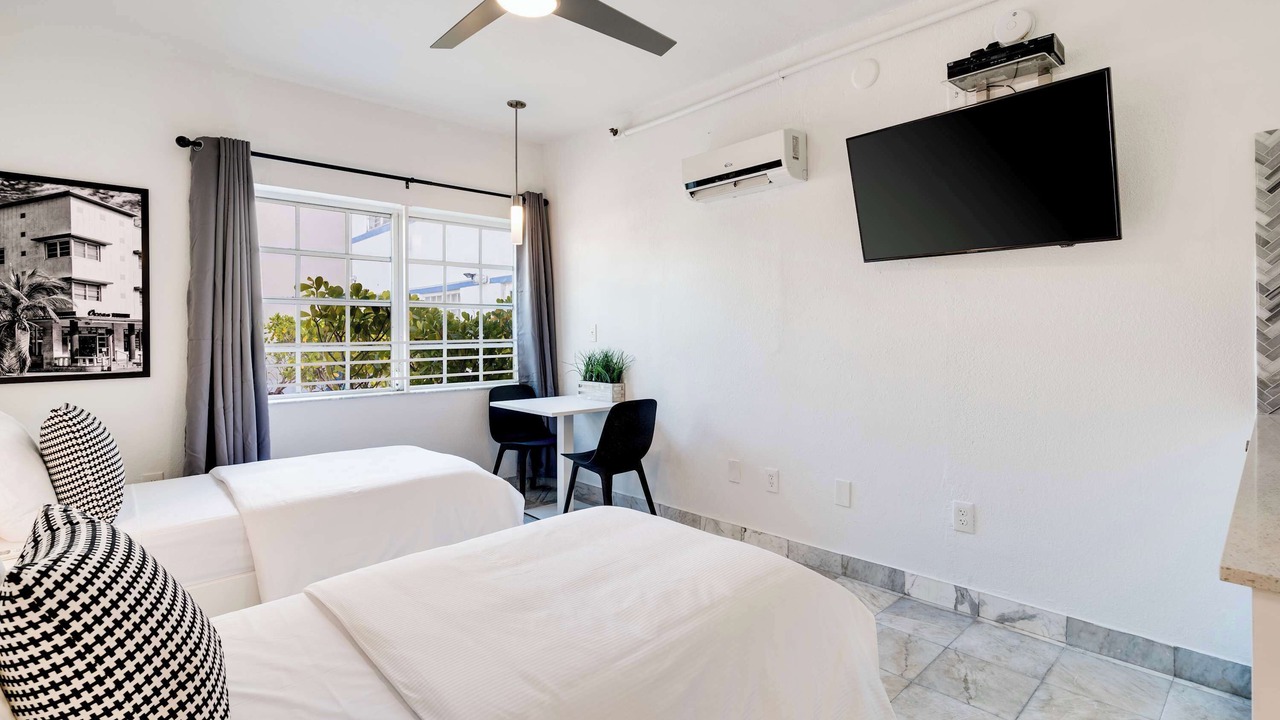 Photo of Bedroom in Flamingo/Lummus