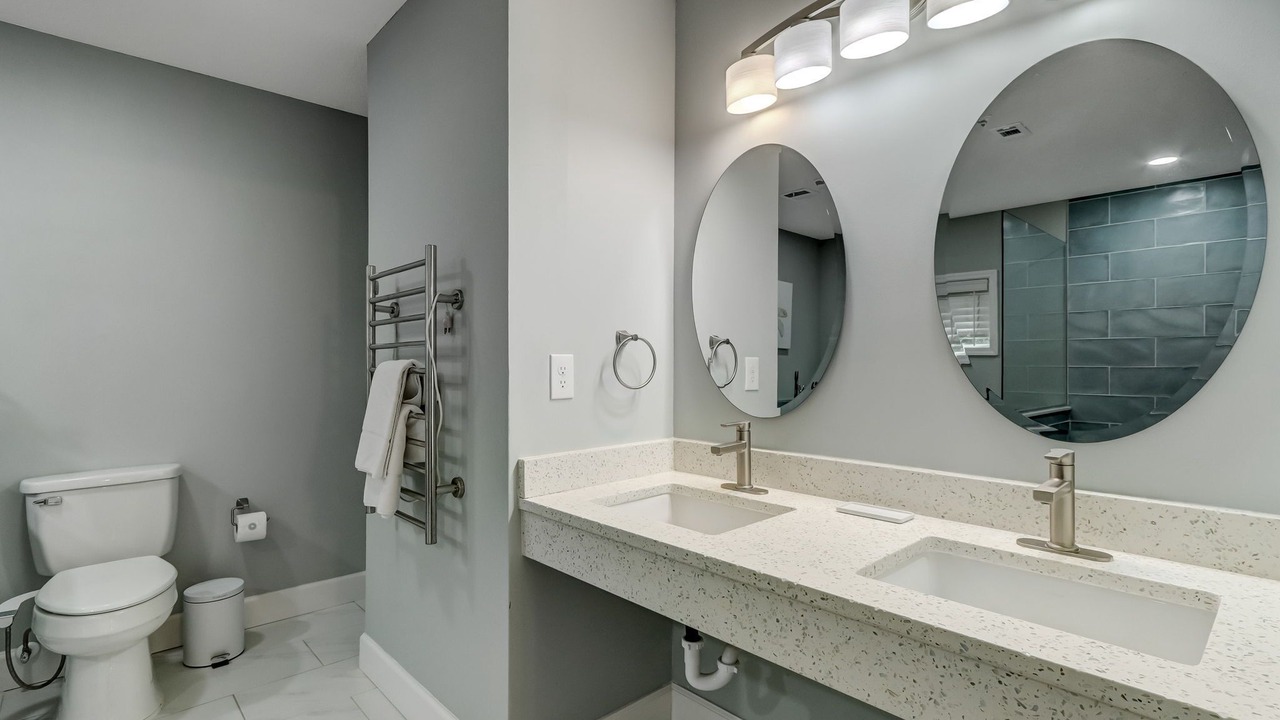 Photo of Bathroom in Amelia City