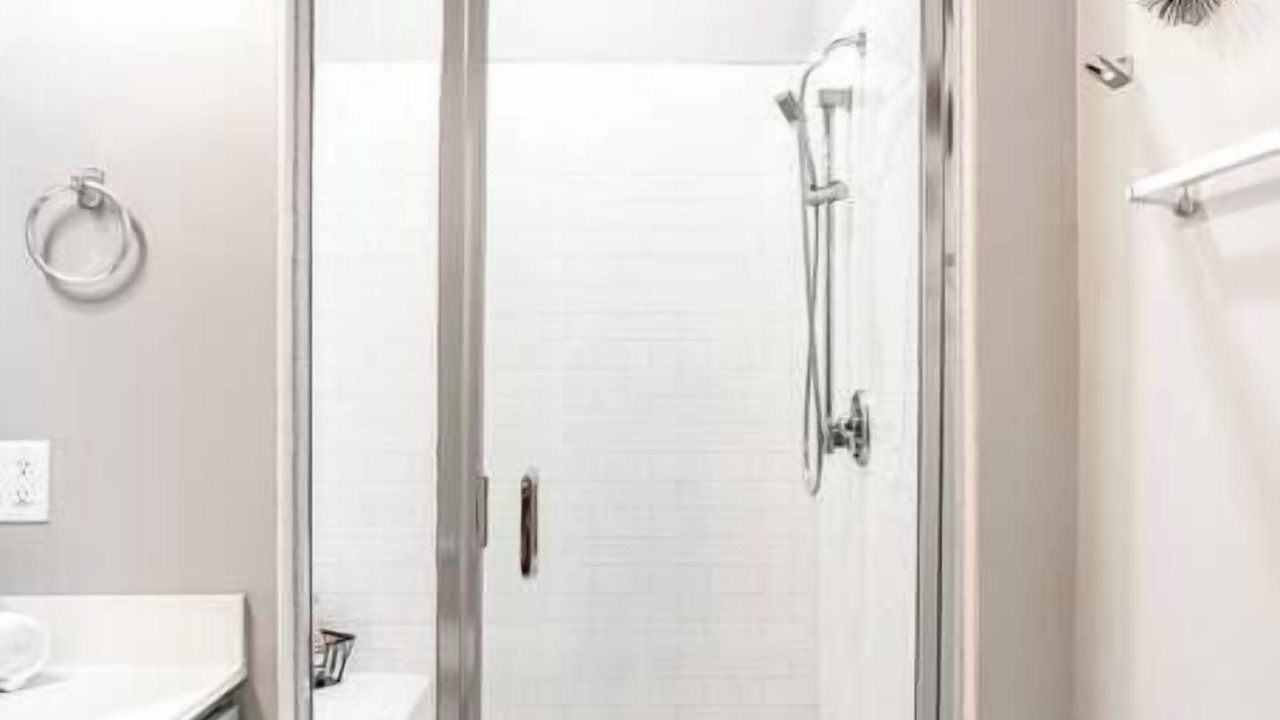 Photo of Bathroom in North Decatur