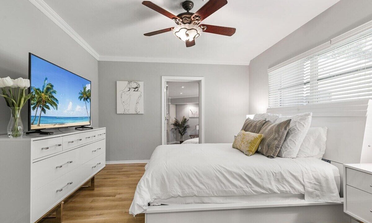 Photo of Bedroom in Harbor Beach