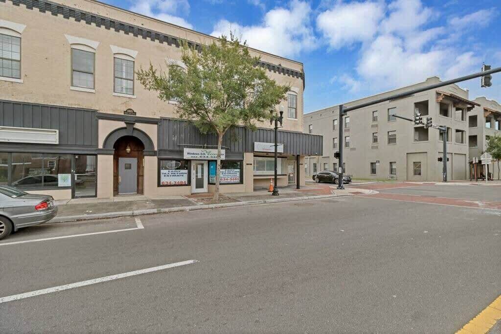 Photo of Others in Springfield