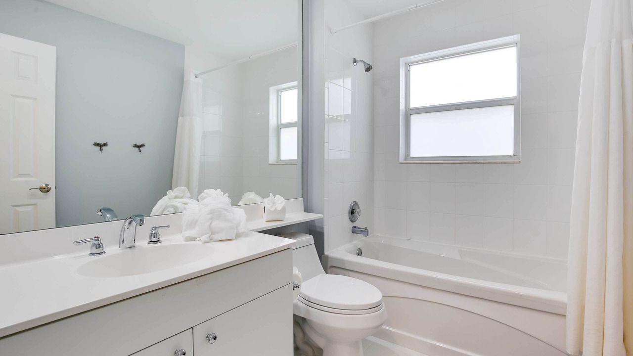 Photo of Bathroom in Boca Del Mar