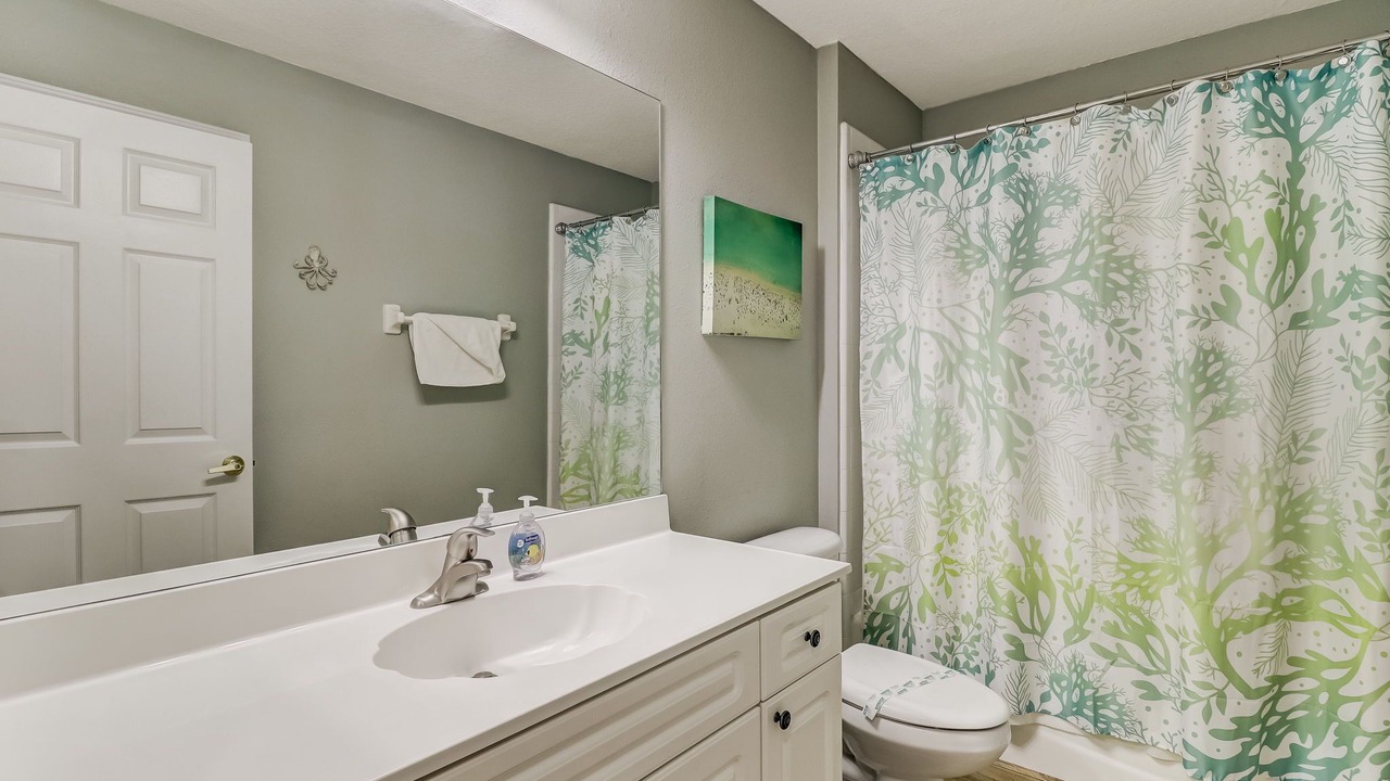Photo of Bathroom in Fernandina Beach