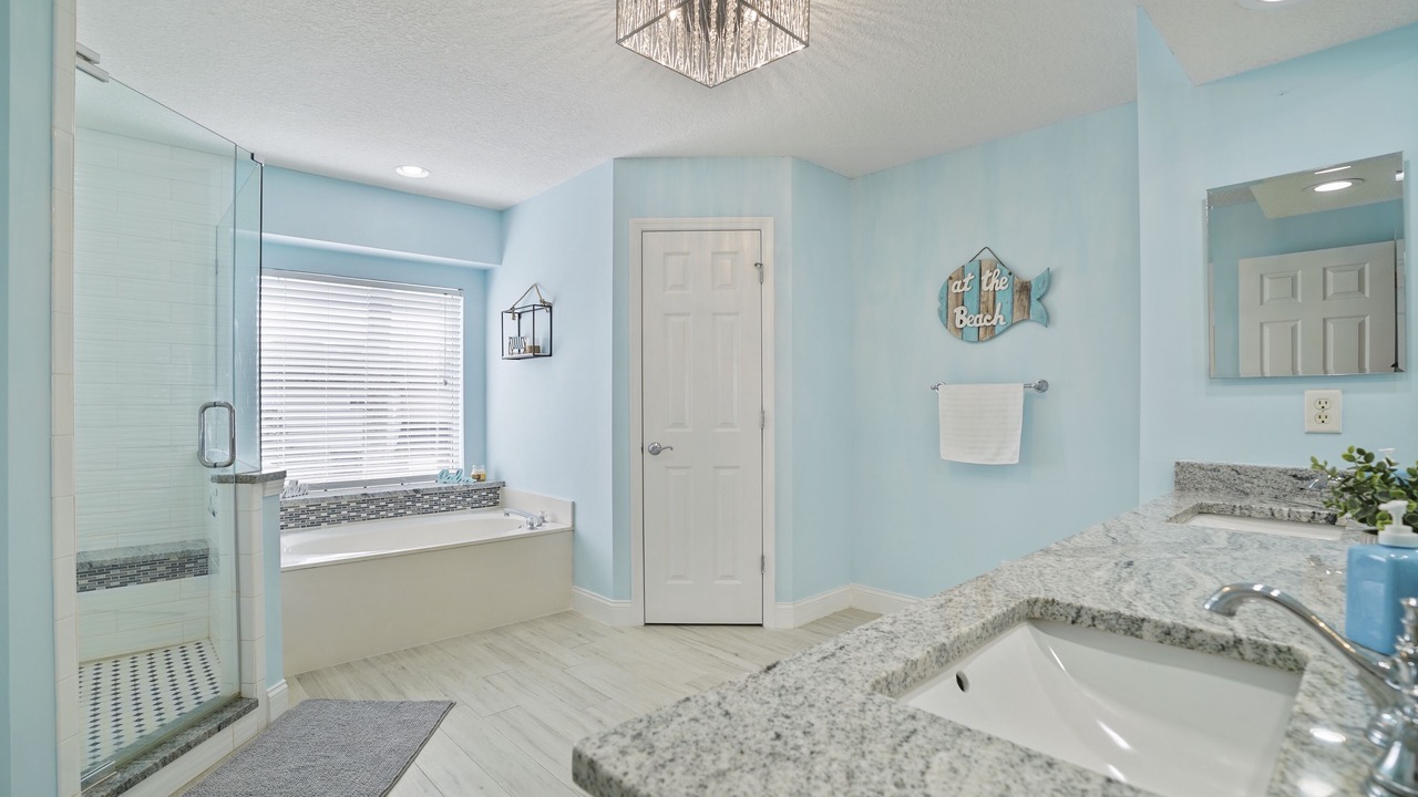 Photo of Bathroom in Atlantic Shores