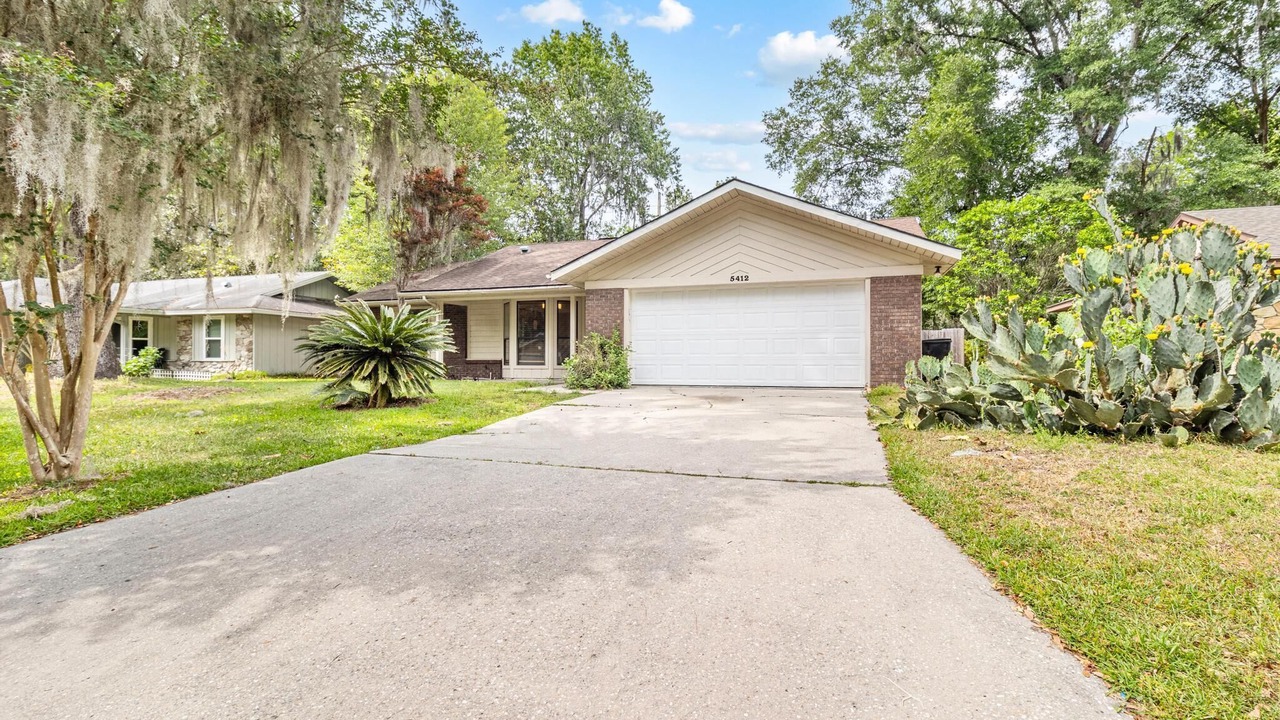 Photo of Outdoor in Gainesville