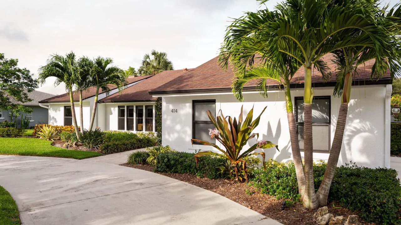 Photo of Outdoor in Palm River Estates