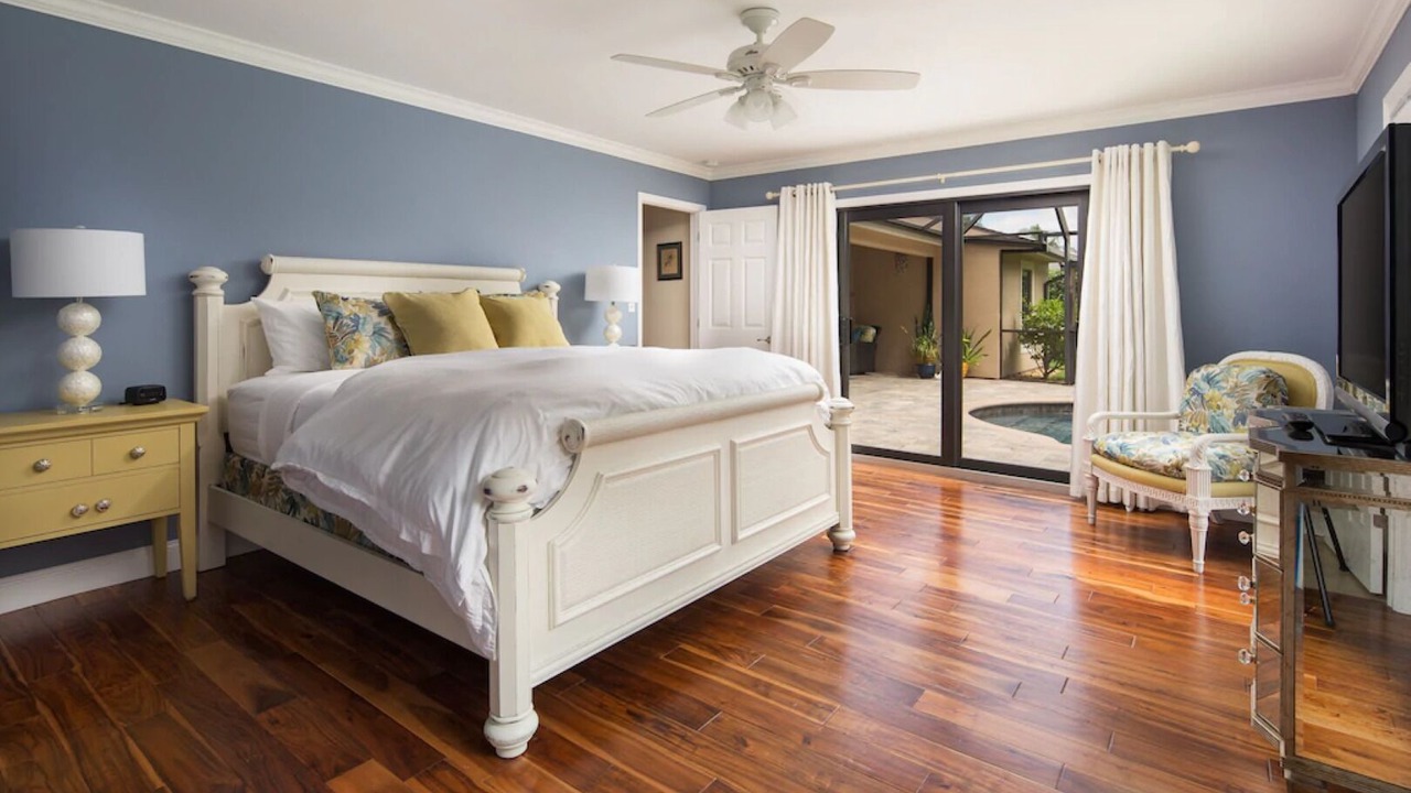 Photo of Bedroom in Palm River Estates