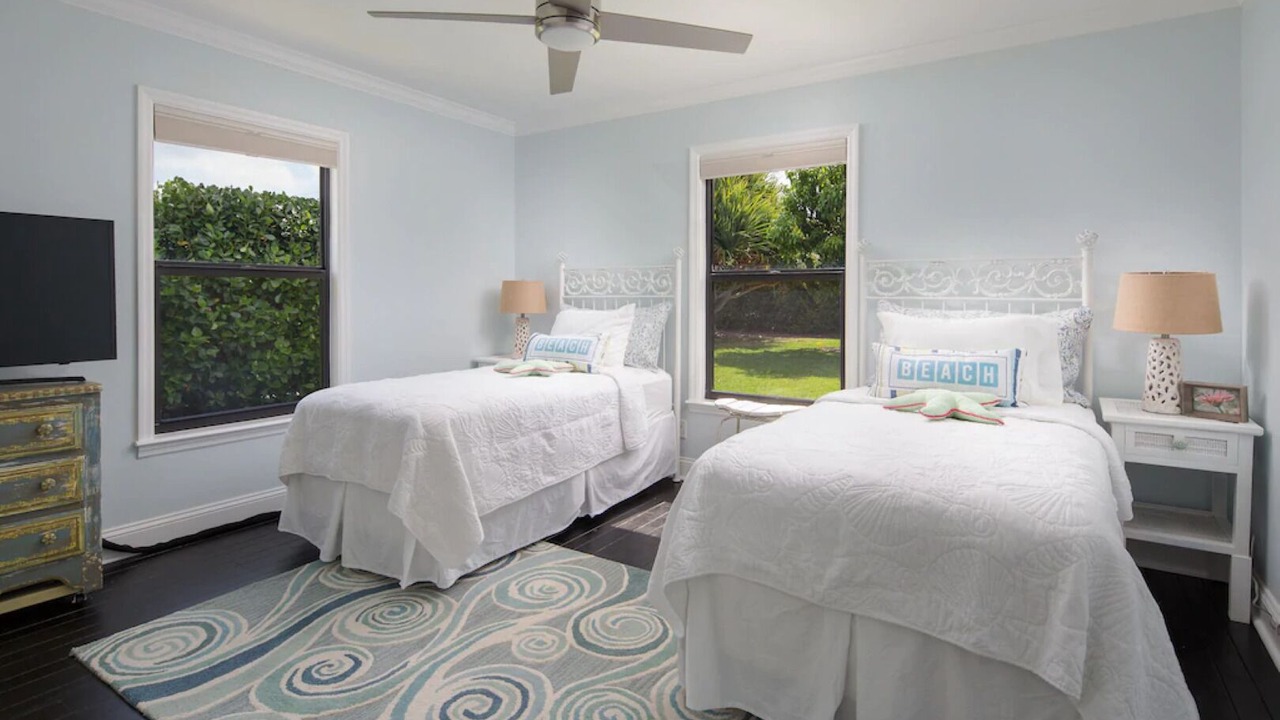 Photo of Bedroom in Palm River Estates