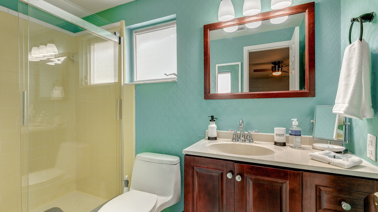 Photo of Bathroom in Largo