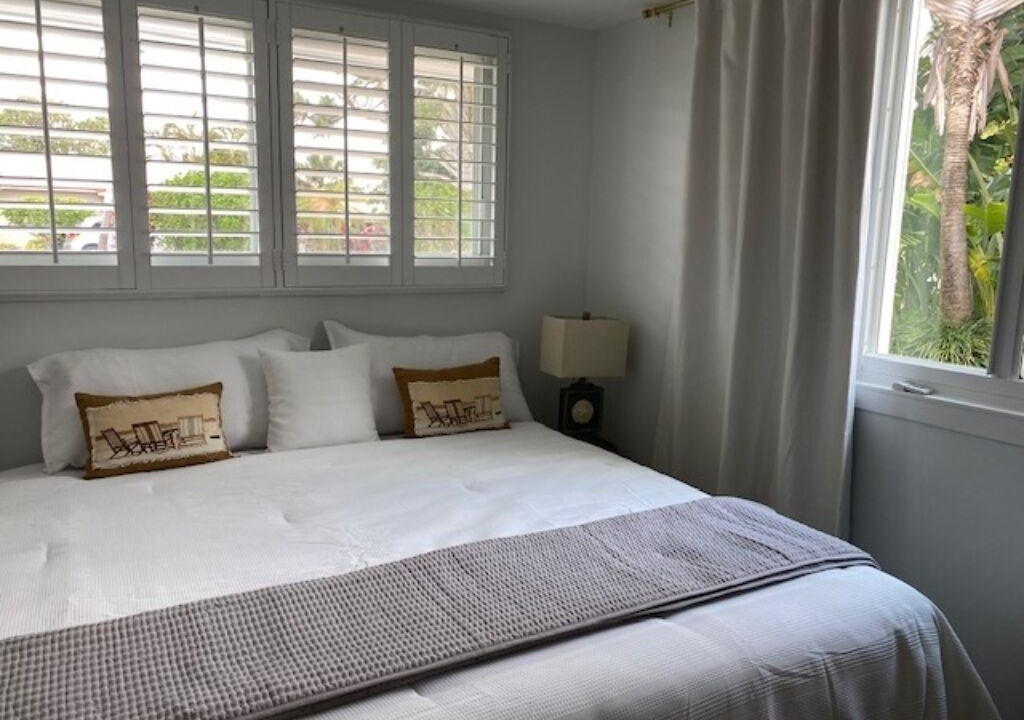 Photo of Bedroom in East Central Boulevard