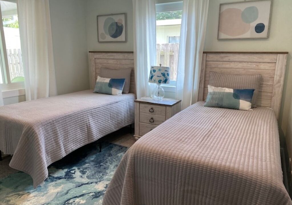 Photo of Bedroom in East Central Boulevard