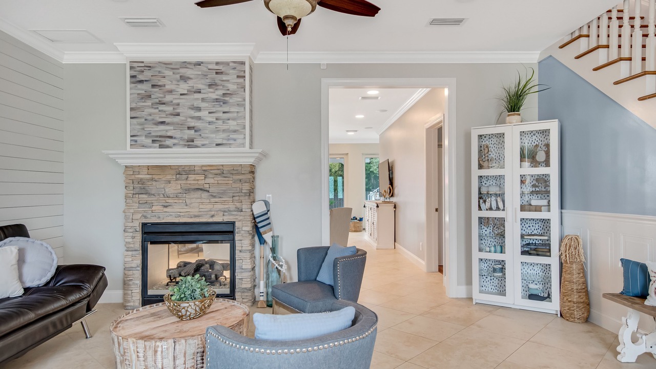 Photo of Livingroom in New Smyrna Beach