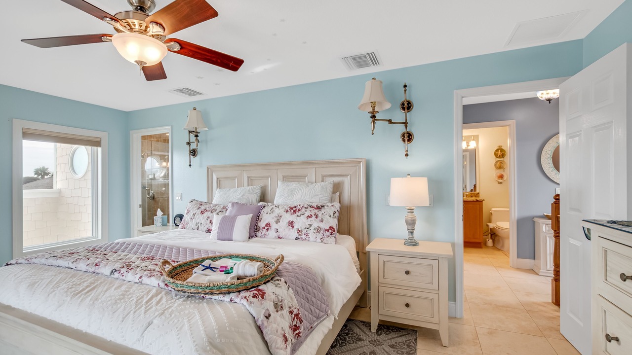 Photo of Bedroom in New Smyrna Beach