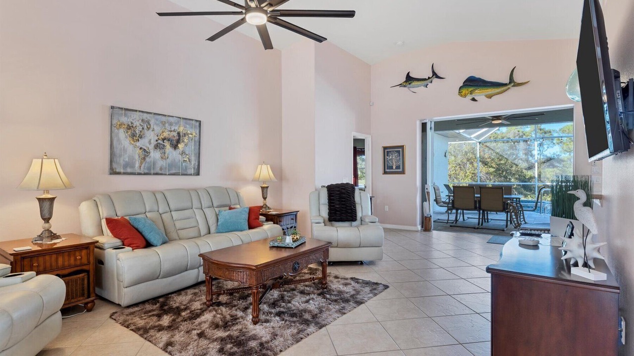 Photo of Livingroom in Rotonda Heights