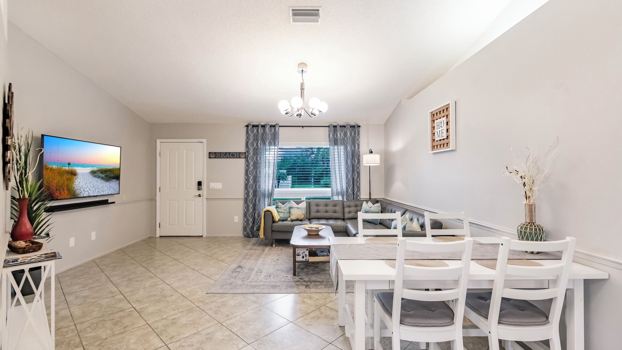 Photo of Livingroom in South Venice