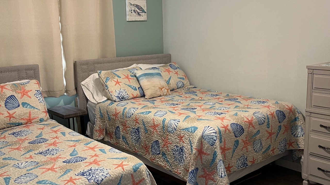 Photo of Bedroom in Trailer Estates