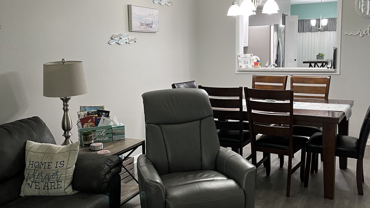 Photo of Livingroom in Trailer Estates