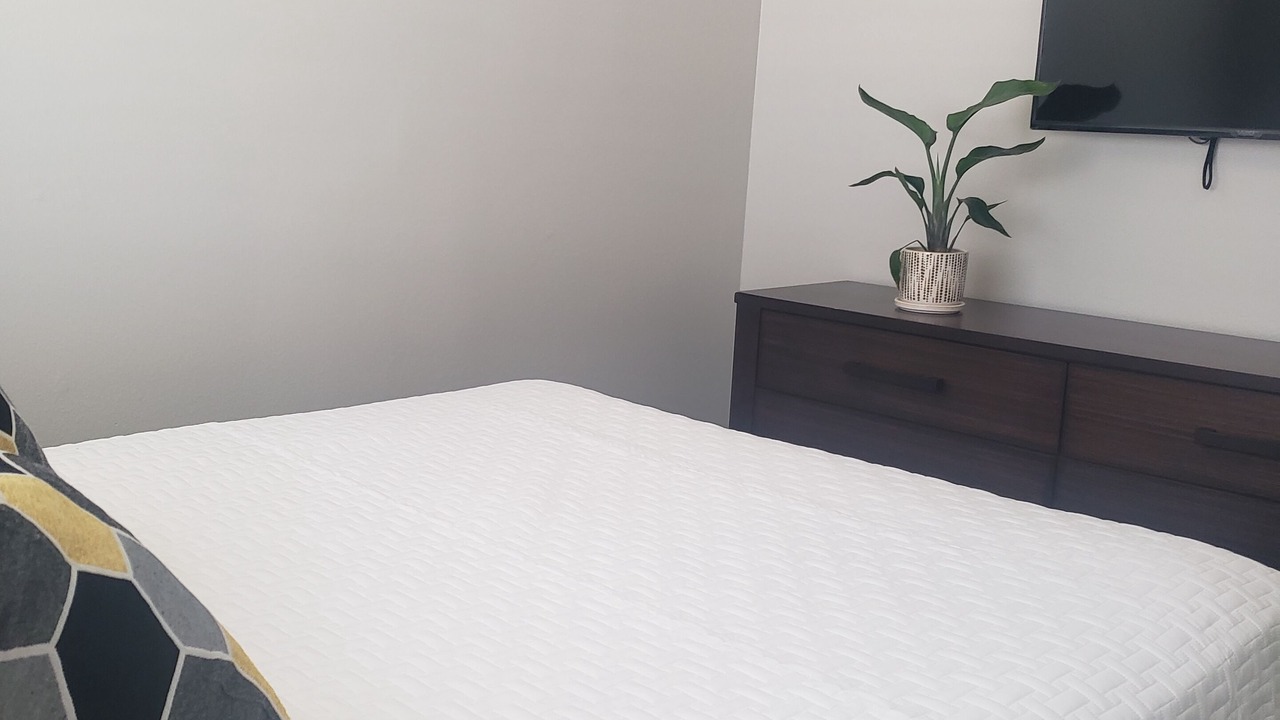 Photo of Bedroom in North Hyde Park