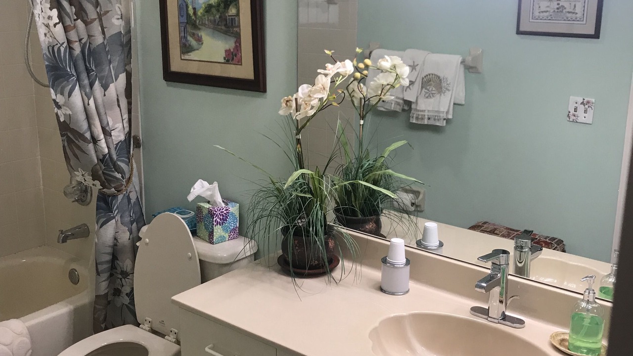 Photo of Bathroom in Florida Ridge