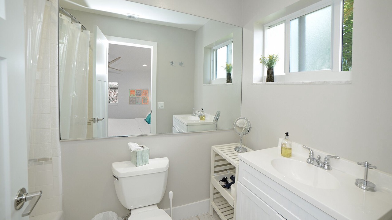 Photo of Bathroom in Lake Ida Shores
