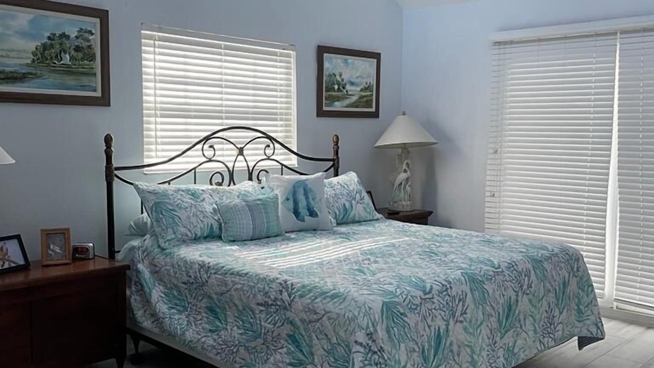 Photo of Bedroom in Gulf Cove