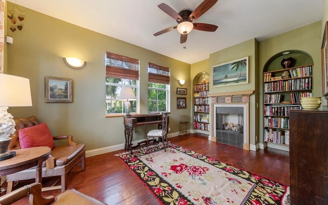 Photo of Bedroom in Flamingo Parks
