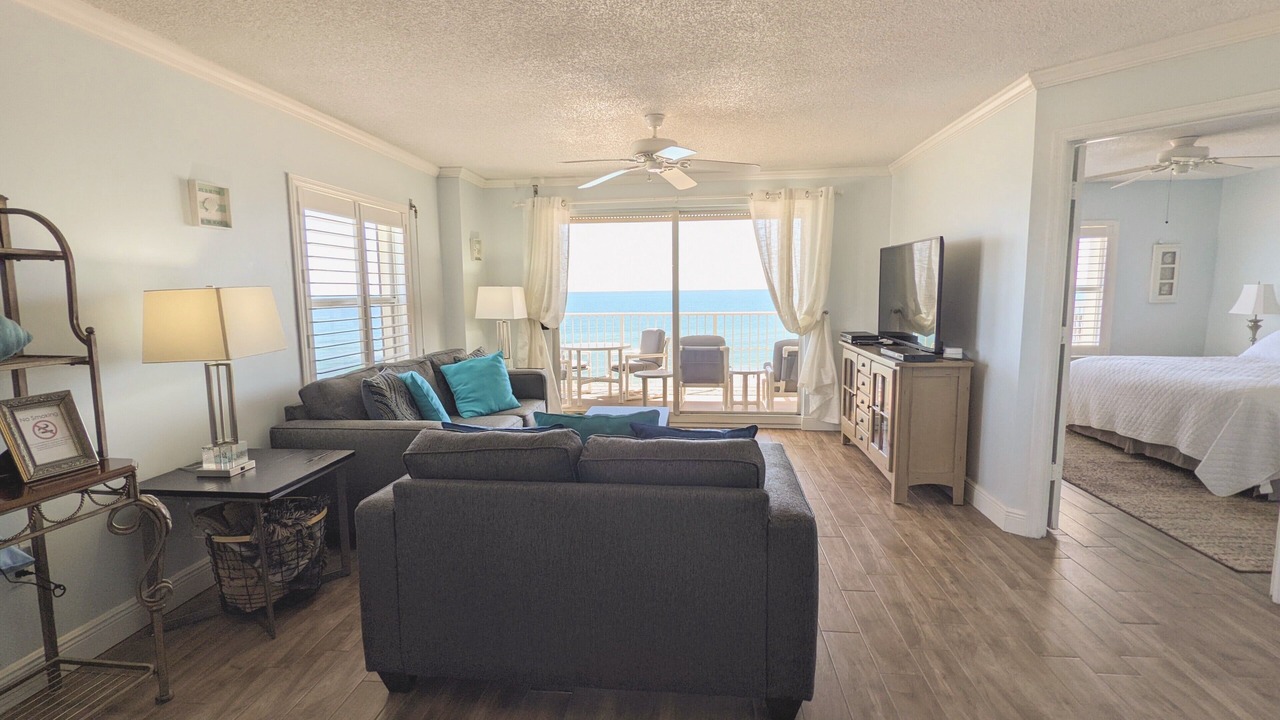 Photo of Bedroom in Seawinds Condo