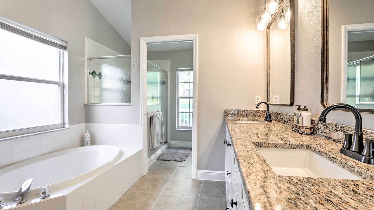 Photo of Bathroom in Sawmill