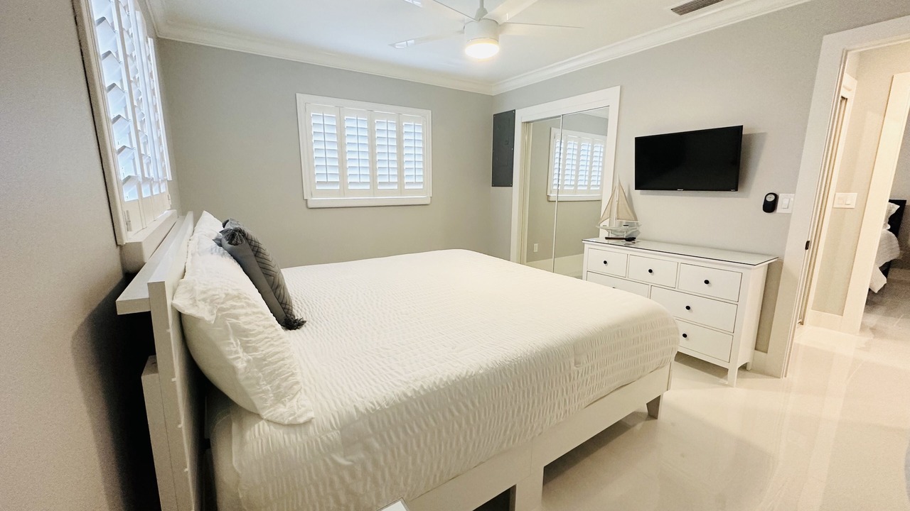 Photo of Bedroom in Isles of Capri