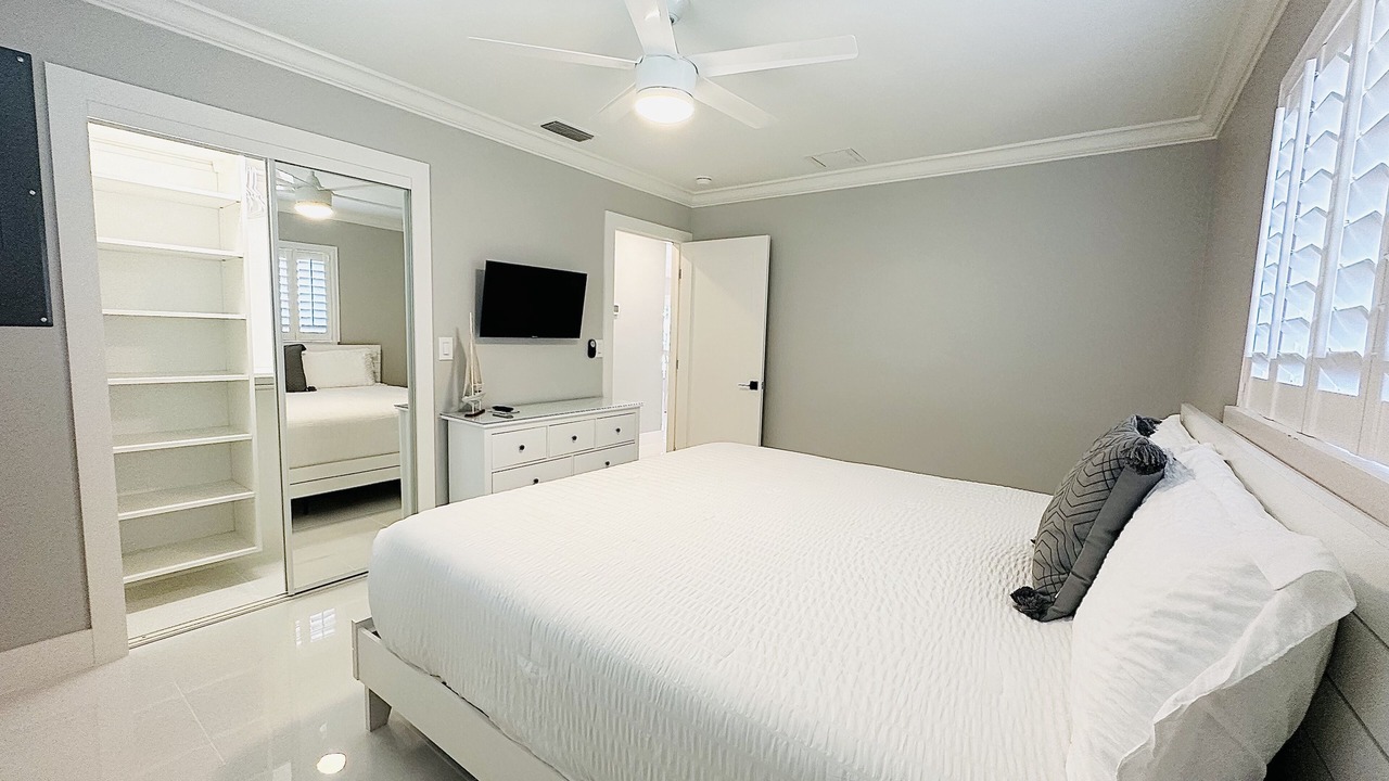 Photo of Bedroom in Isles of Capri