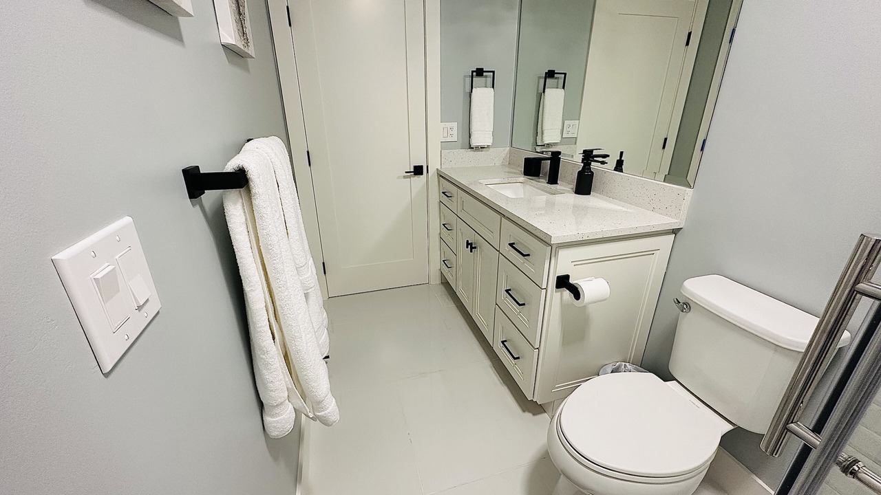 Photo of Bathroom in Isles of Capri