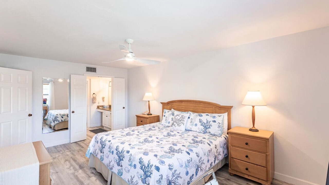 Photo of Bedroom in Park Shore