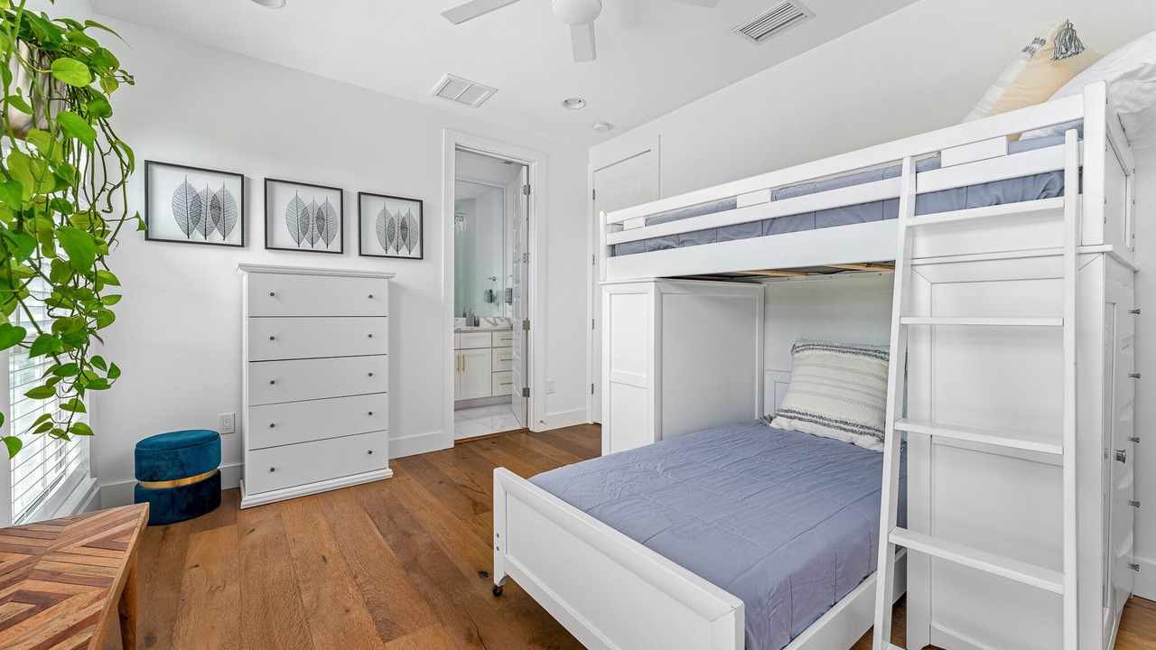 Photo of Bedroom in SoHo