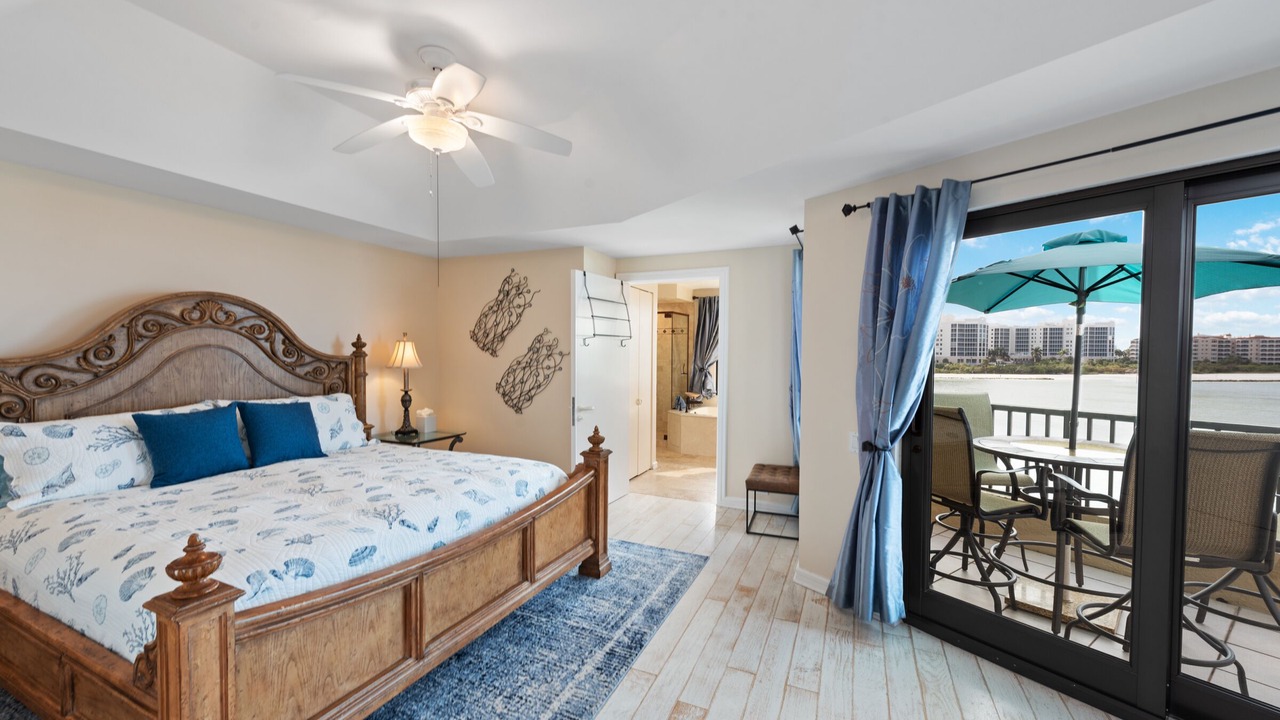 Photo of Bedroom in Isles of Capri
