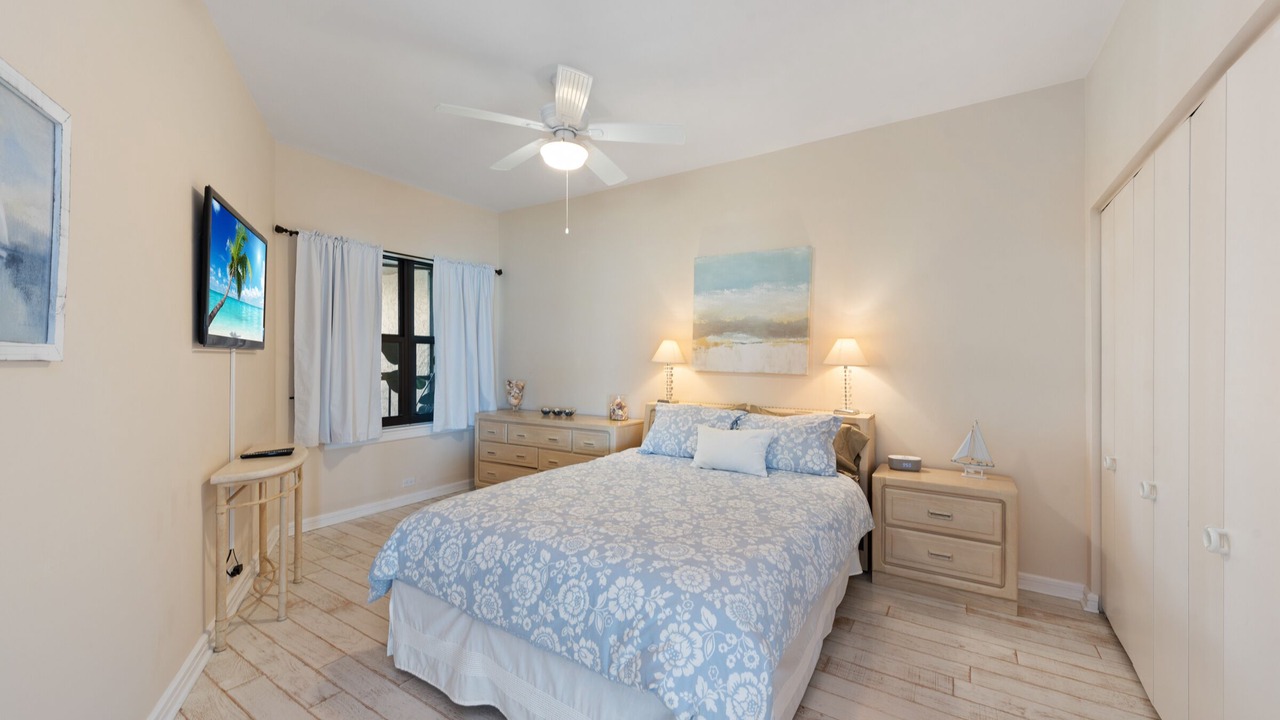 Photo of Bedroom in Isles of Capri