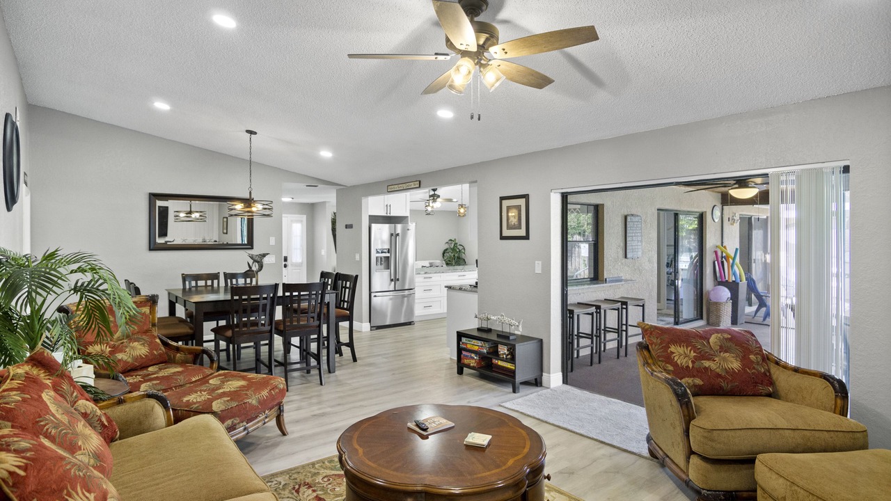 Photo of Livingroom in Seminole