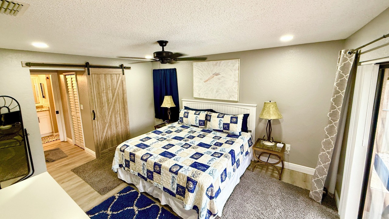 Photo of Bedroom in Seminole