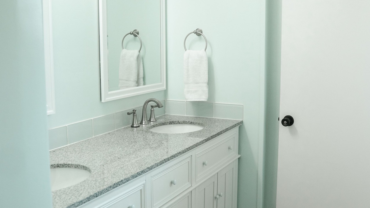Photo of Bathroom in Riverbend Country Club