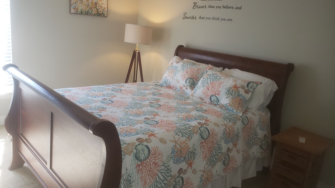 Photo of Bedroom in Hudson