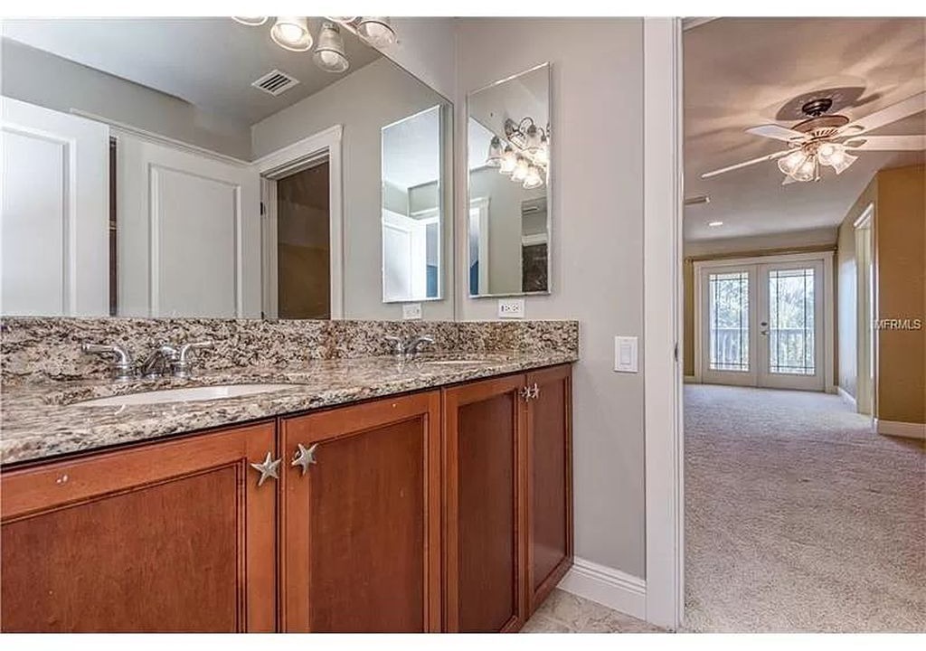 Photo of Bathroom in Hudson