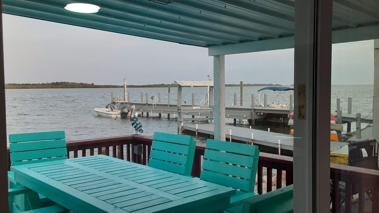 Photo of Outdoor in Oak Hill