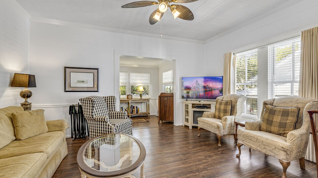 Photo of Bedroom in Cedar Key