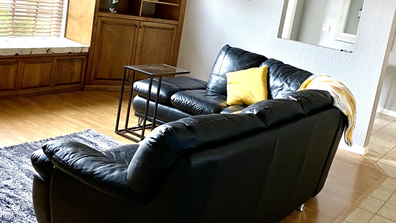 Photo of Livingroom in Biggar