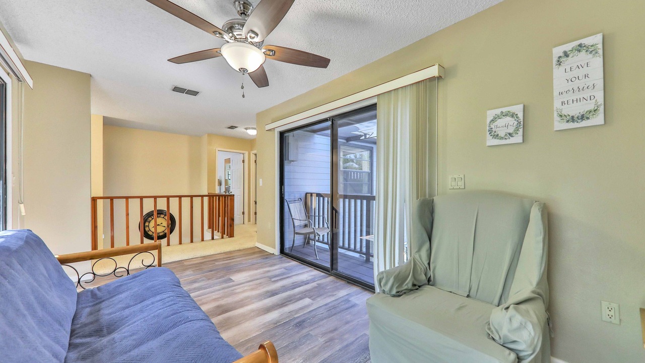 Photo of Livingroom in Avon Park