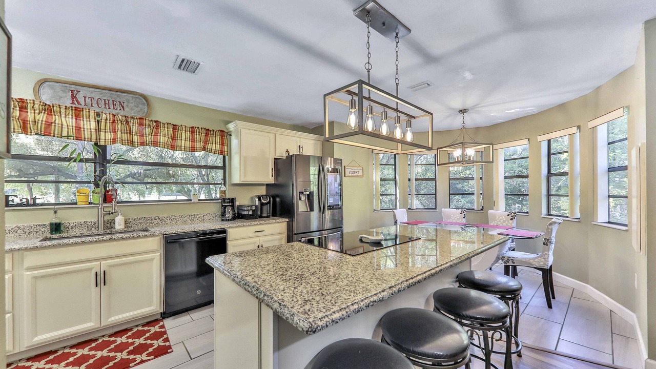 Photo of Kitchen in Avon Park