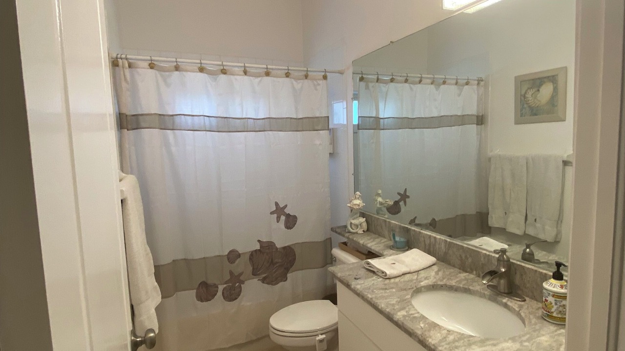 Photo of Bathroom in Biggar